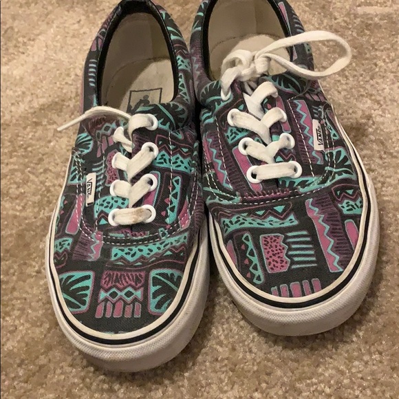 Aztec print vans - Picture 3 of 3